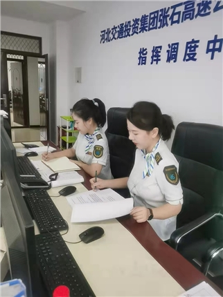 5CF572AF2EC41CFBF41D69B32CEAE095.jpg
