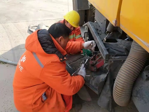 保养请扫车.jpg