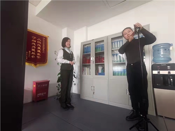 拍摄照片.jpg
