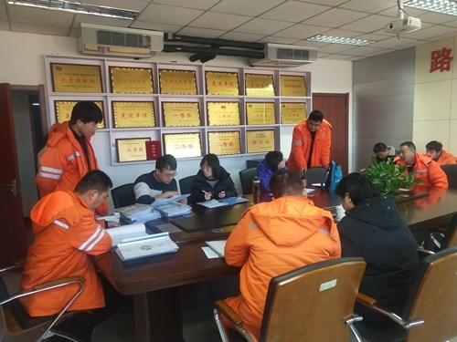 1.10季度考核.jpg 1.10季度考核.jpg