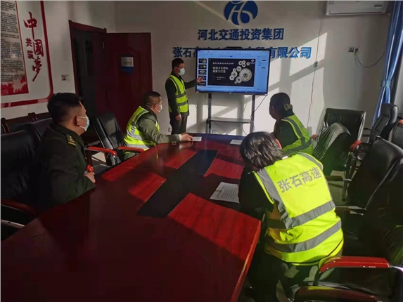 企业文化培训2.jpg 企业文化培训2.jpg