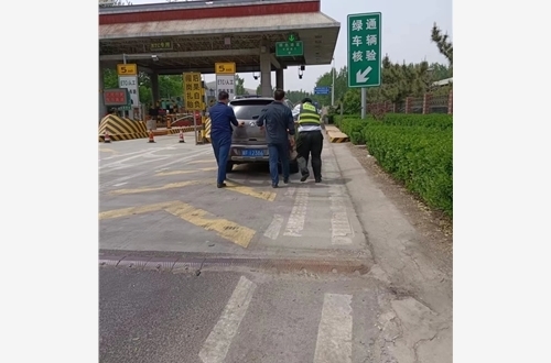 帮助故障车辆.jpg