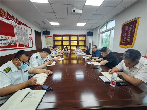 龚书记.jpg 龚书记.jpg