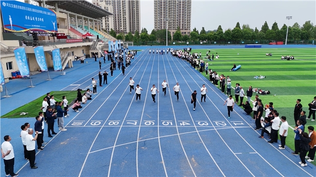 跑步.jpg 跑步.jpg