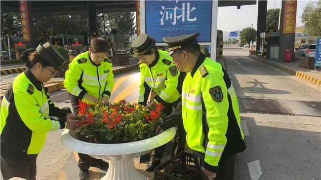 微信图片_20250928152133_10_215.jpg