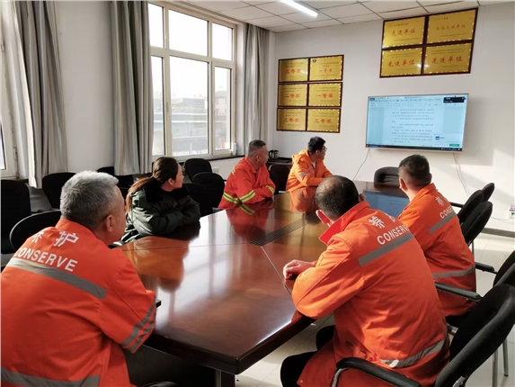 以训赋能强根基 守牢安全生命线——易县养护工区参加张石公司双项安全标准宣贯培训.jpg 以训赋能强根基 守牢安全生命线——易县养护工区参加张石公司双项安全标准宣贯培训.jpg