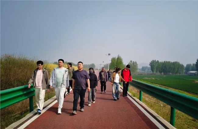 图片2.jpg 图片2.jpg